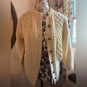 Cream Cable Knit Vintage Wool Women's Sweater